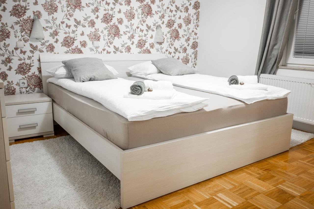 Apartma Tia 2 Zreče Exteriör bild